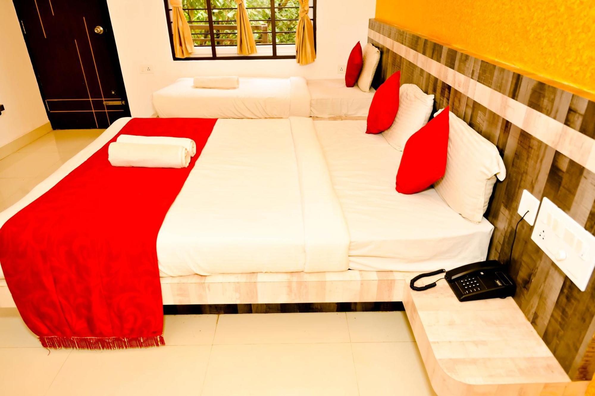 Hotel Townhouse Mk Chikmagalūr Exterior foto